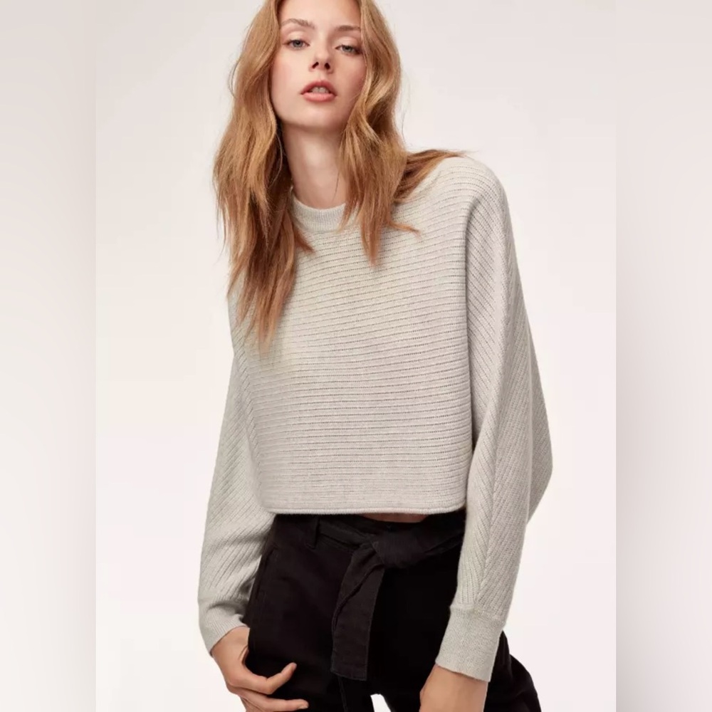 Wilfred Free Aritzia Women's Lolan 100% Merino Crop Sweater